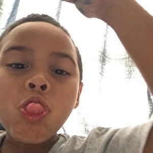 Meet your Posher, Jeannette